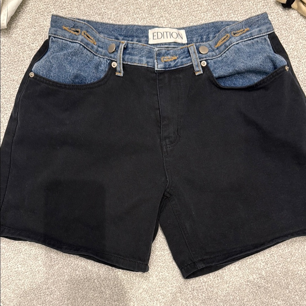 Edition from The Frankie Shop - Women's Black and Blue Denim Shorts xs/s